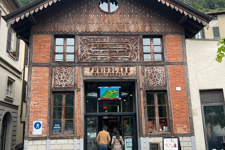 Ticket office for the Como–Brunate Funicular 2025