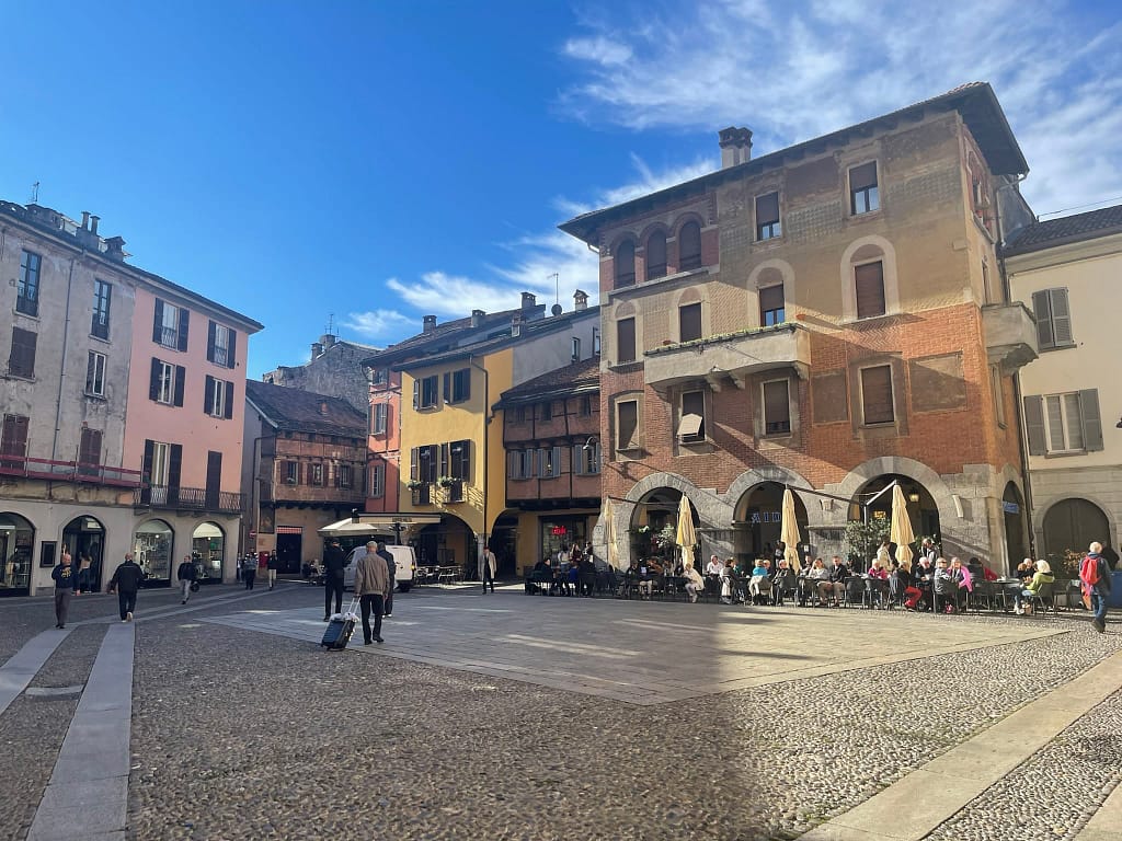 Historic 16th-century buildings and the Basilica di San Fedele in the heart of Como Old Town