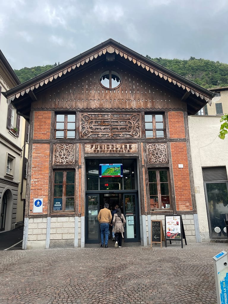Ticket office for the Como–Brunate Funicular 2025